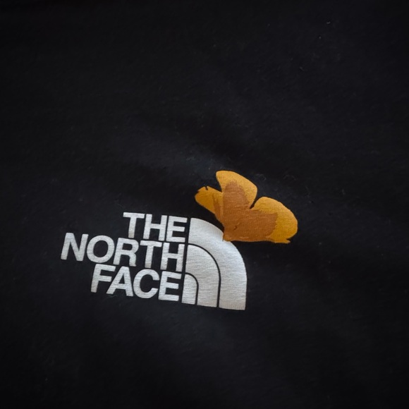 The North Face Graphic  T Shirt Women’s  XL - Picture 2 of 4